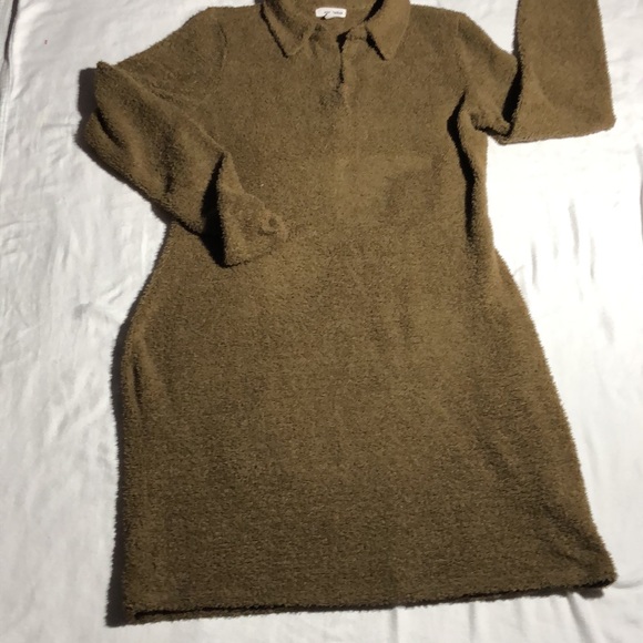 Eyeshadow Terry Cloth Dress - Picture 8 of 8